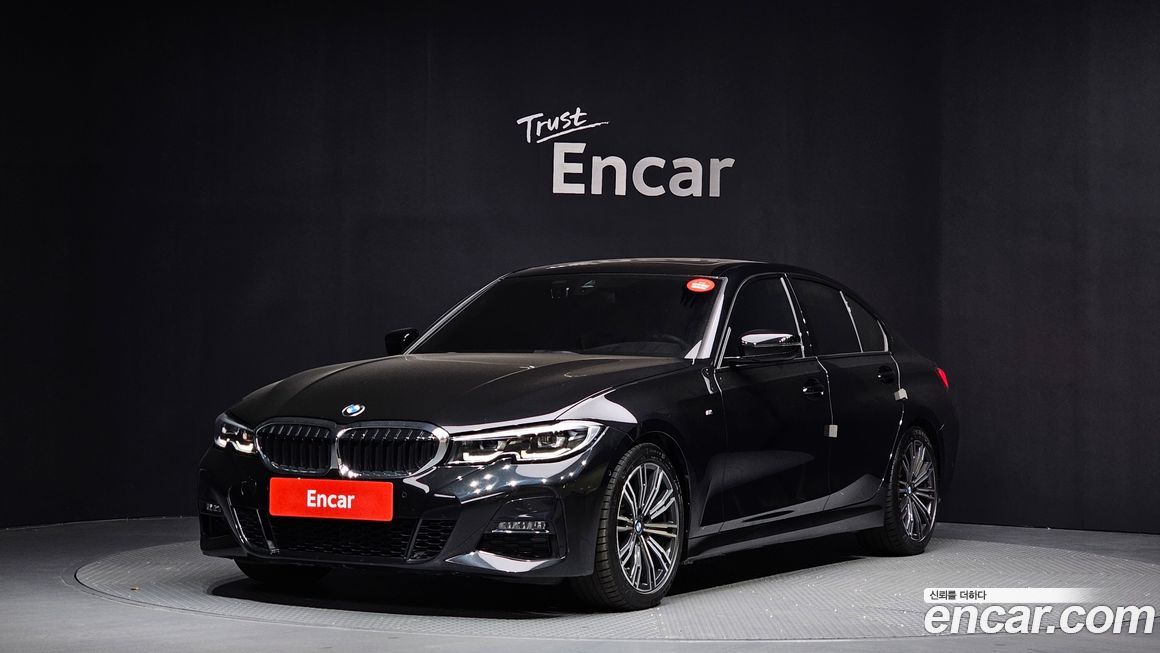 BMW 3-Series 320i M Sport, 2022