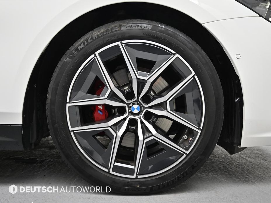 BMW 5-Series 520i M Sport, 2024