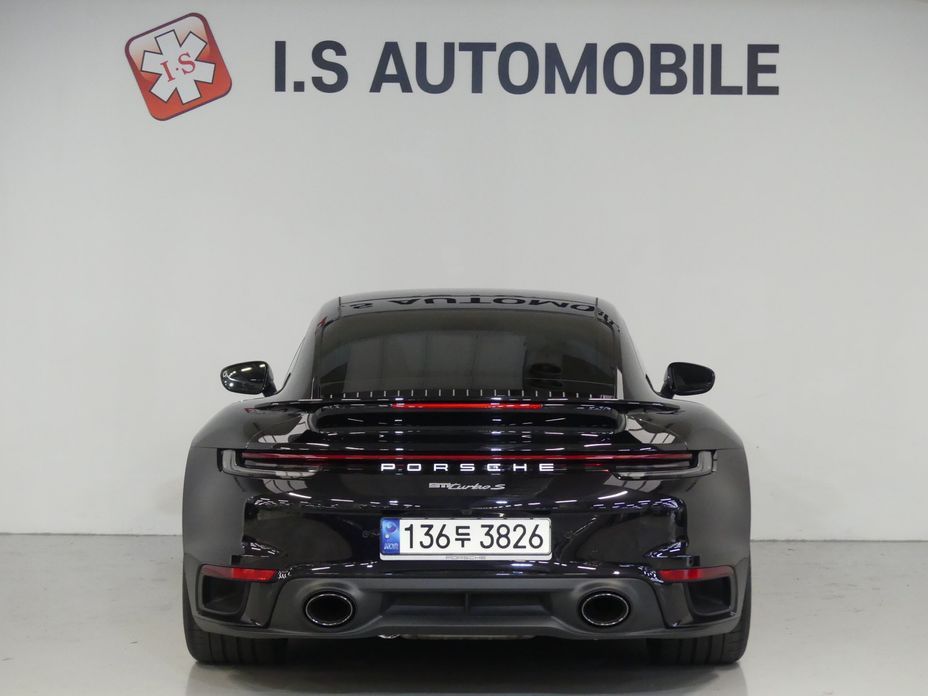 Porsche 911 Turbo S, 2021