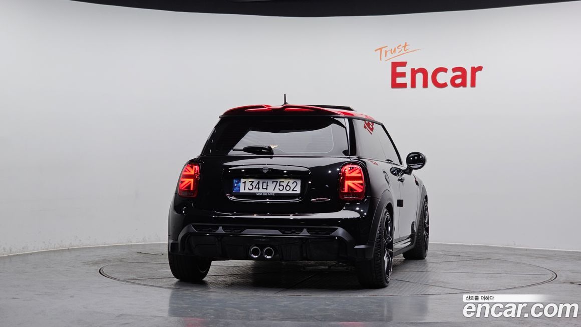 Mini Cooper JCW, 2023