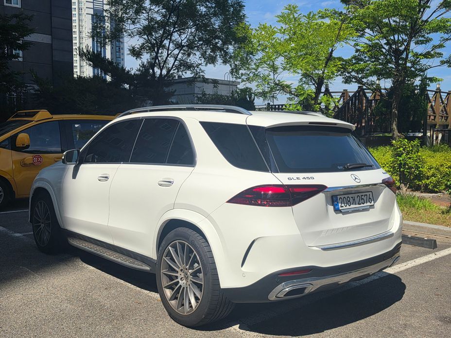Mercedes-Benz GLE-Class GLE450 4MATIC, 2024