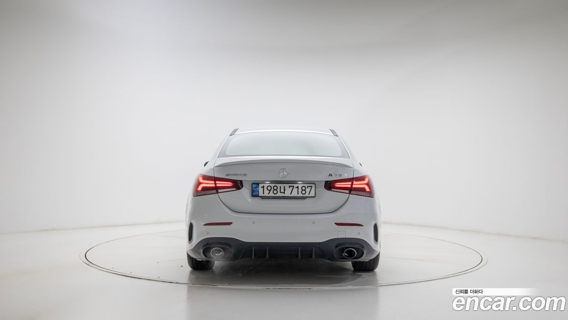 Mercedes-Benz A-Class AMG A35 4MATIC Sedan, 2021