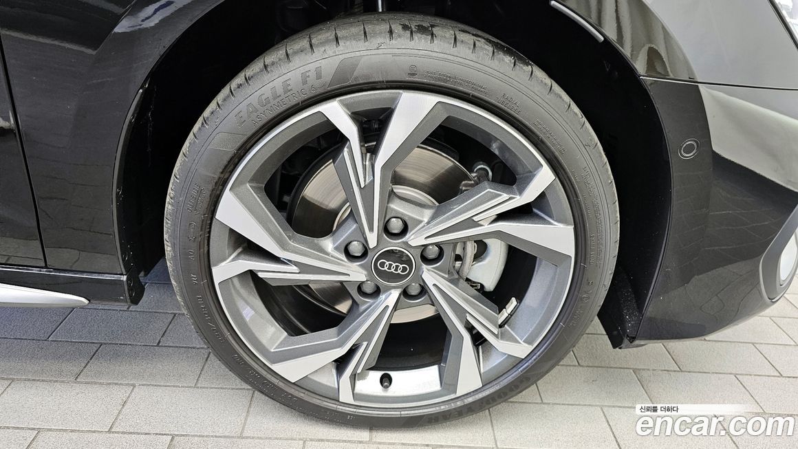 Audi A3 40 TFSI Premium, 2025