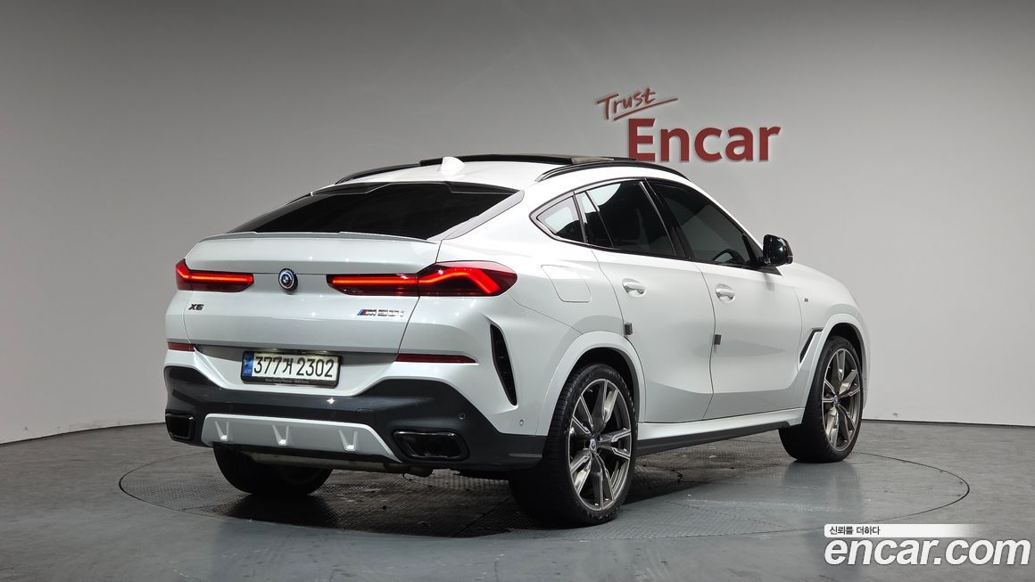 BMW X6 M50i, 2023