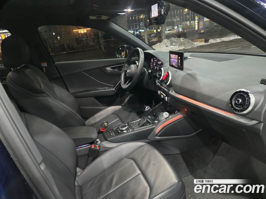 Audi Q2 35 TDI Premium, 2023