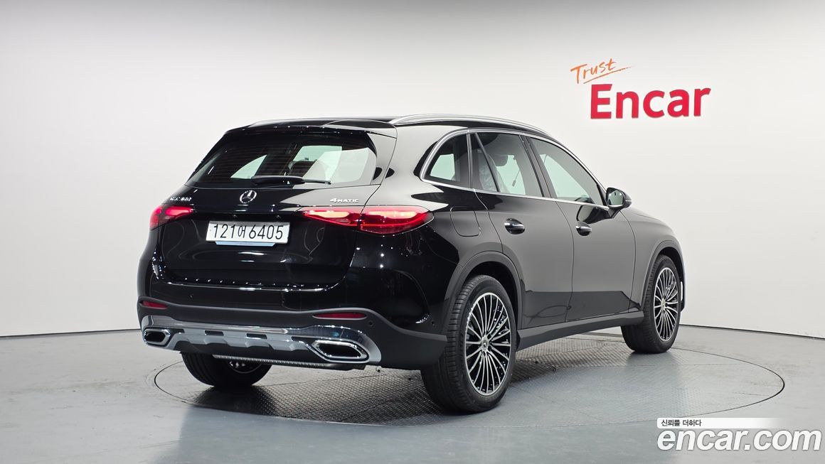 Mercedes-Benz GLC-Class GLC300 4MATIC AMG Line, 2026