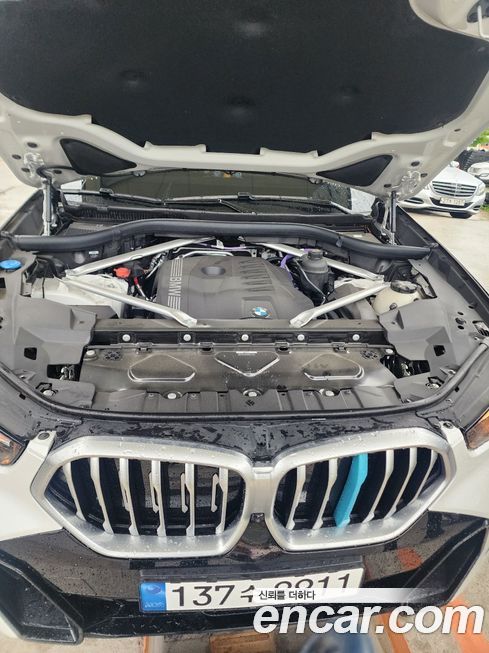 BMW X6 xDrive40i M Sport, 2024