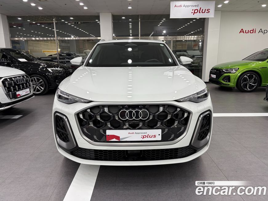 Audi Q5 40 TDI Quattro S Line, 2025