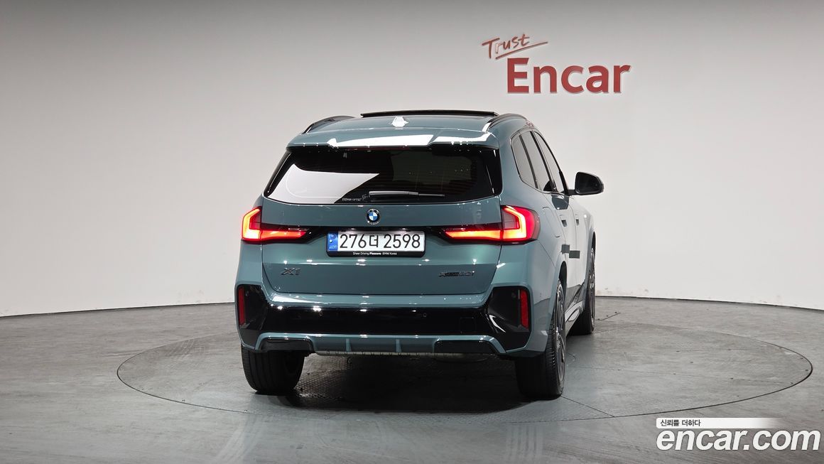 BMW X1 xDrive 20i M Sport, 2025