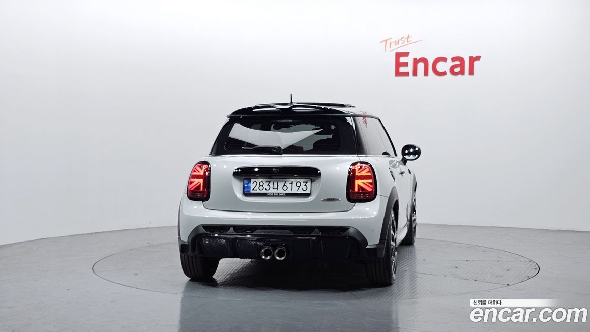 Mini Cooper JCW, 2023