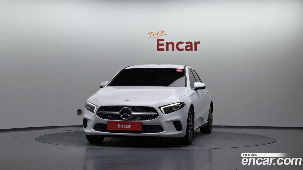 Mercedes-Benz A-Class A220 Hatchback, 2022