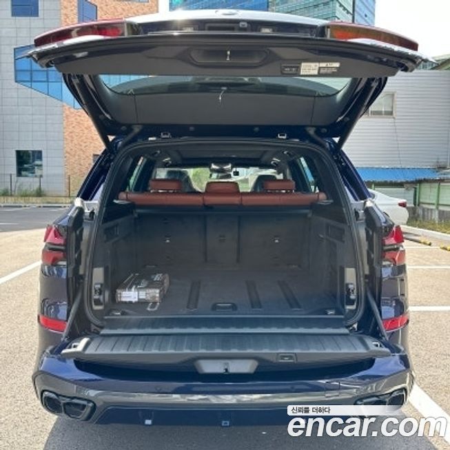 BMW X5 M60i First Edition, 2024