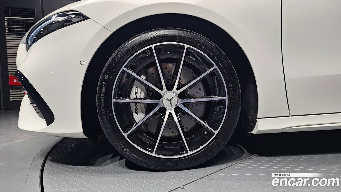 Mercedes-Benz A-Class AMG A35 4MATIC Sedan, 2024