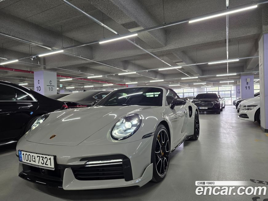 Porsche 911 Turbo S Cabriolet, 2023
