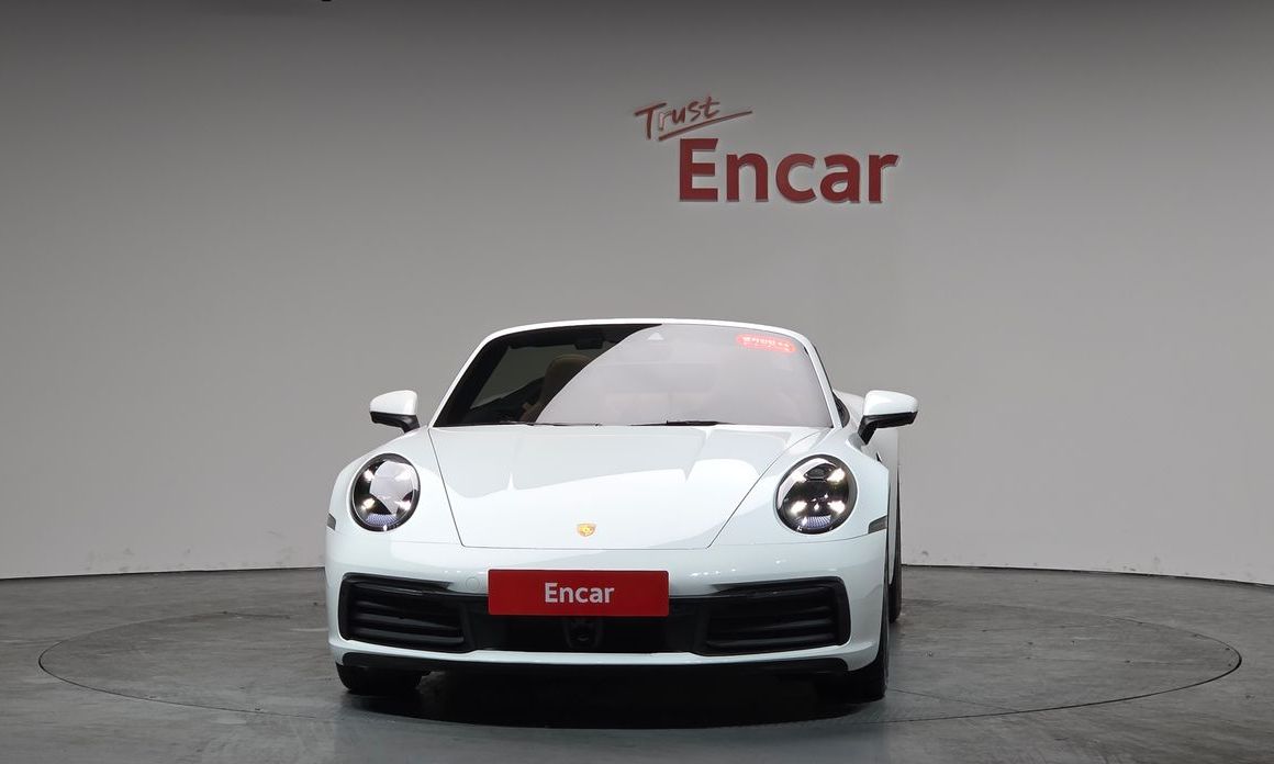 Porsche 911 Carrera Cabriolet, 2024