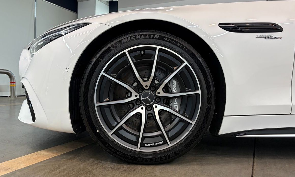 Mercedes-Benz SL-Class AMG SL43, 2025