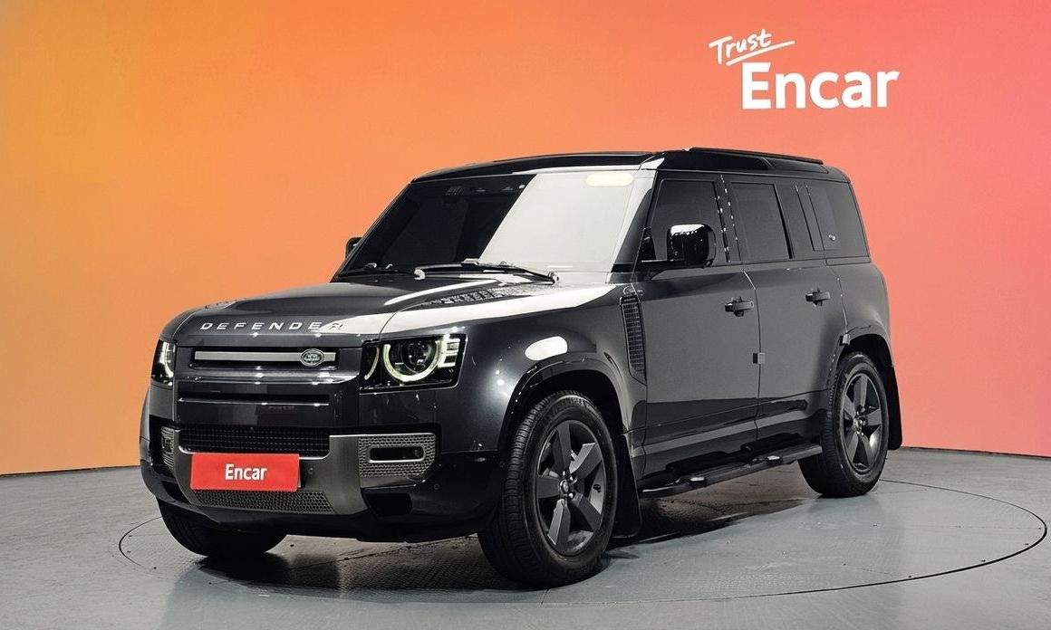 Land Rover Defender 110 D300 X-Dynamic HSE, 2024