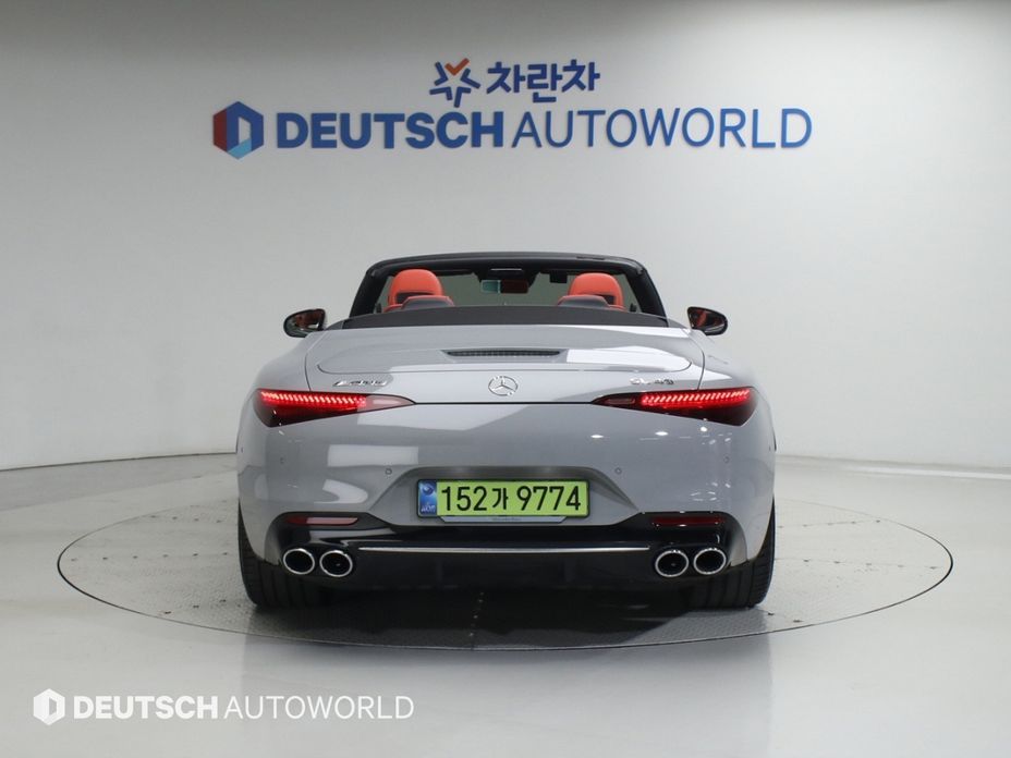 Mercedes-Benz SL-Class AMG SL43, 2025