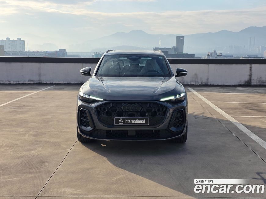Audi Q5 45 TFSI Quattro S Line Black Ediiton, 2025