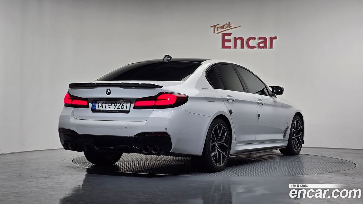 BMW 5-Series 530i M Sport Package, 2022