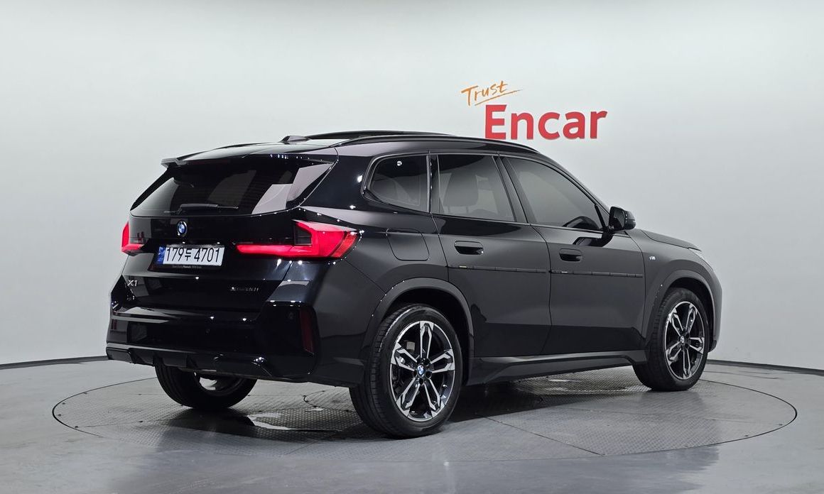 BMW X1 xDrive 20i M Sport, 2024
