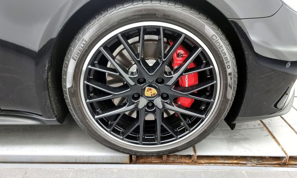 Porsche Panamera 4.0 GTS, 2023