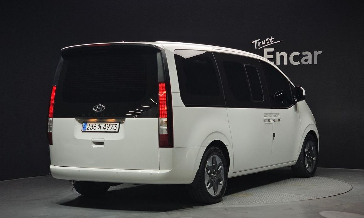 Hyundai Staria Tourer 9-Seater, 2024