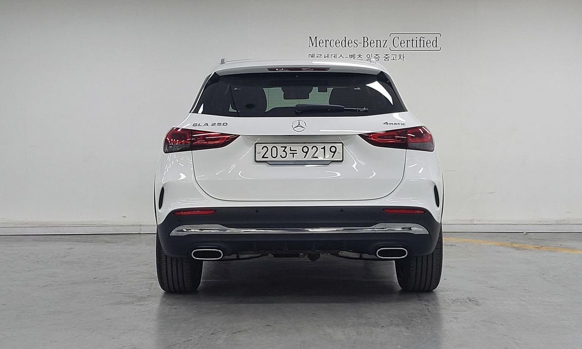 Mercedes-Benz GLA-Class GLA250 4MATIC, 2023