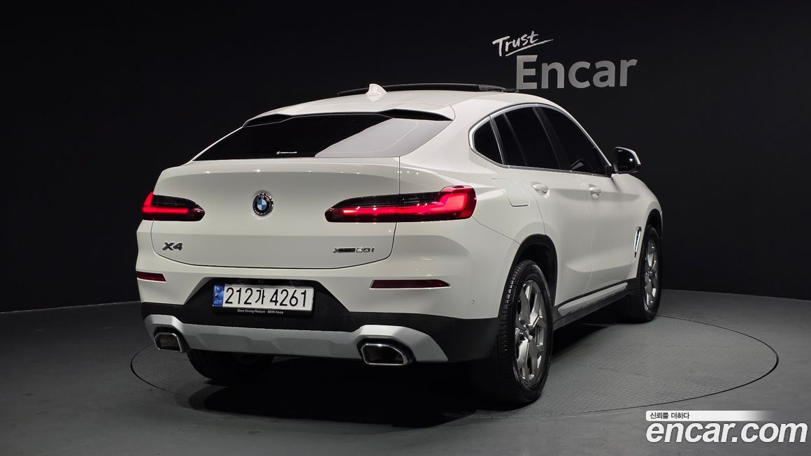 BMW X4 xDrive20i xLine, 2023