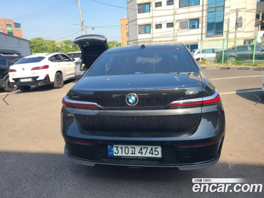 BMW 7-Series 740i sDrive Design Pure Excellence, 2023