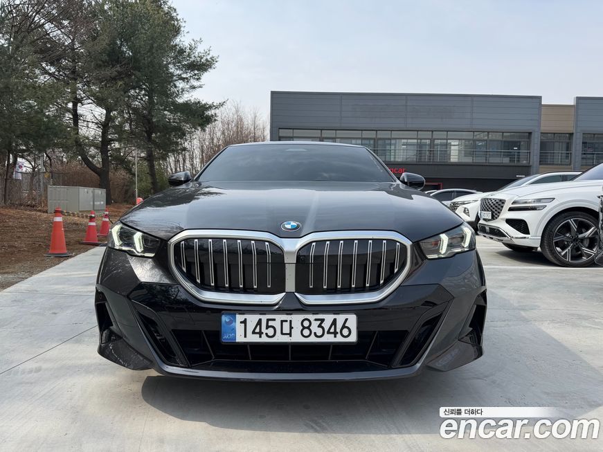 BMW 5-Series 520i M Sport, 2024