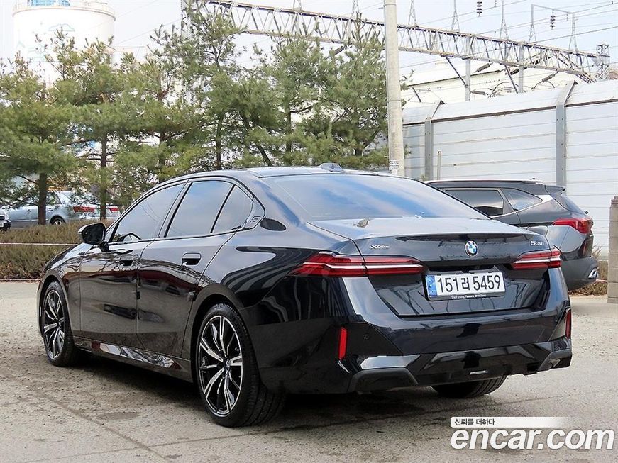BMW 5-Series 530i xDrive M Sport, 2025