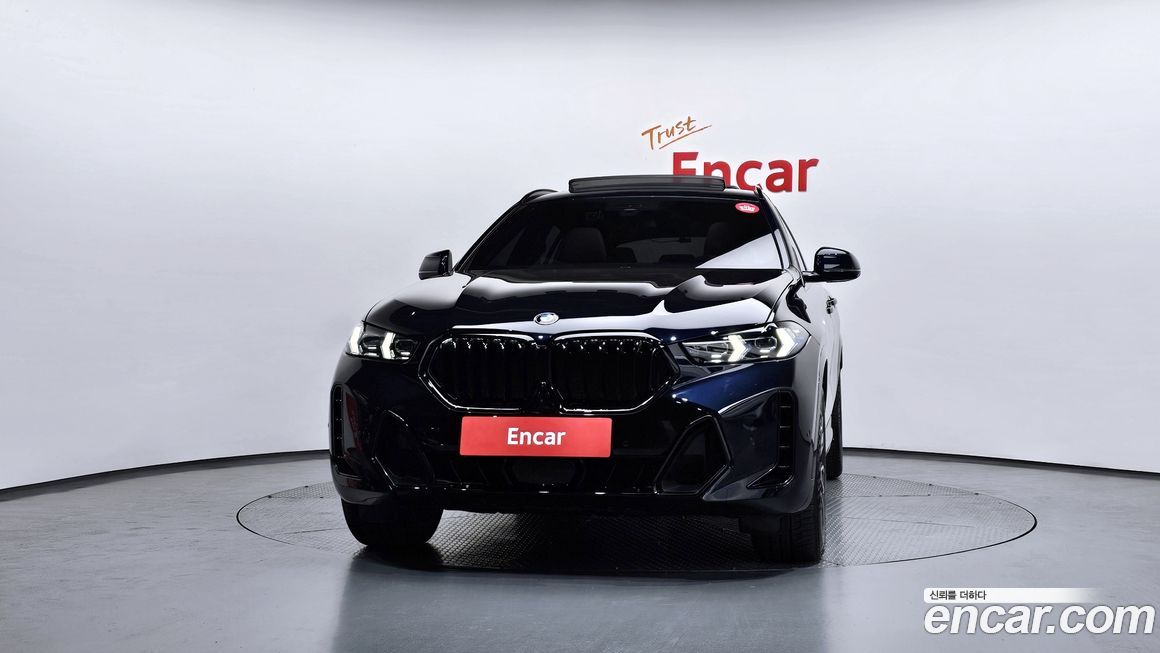 BMW X6 xDrive40i M Sport, 2025