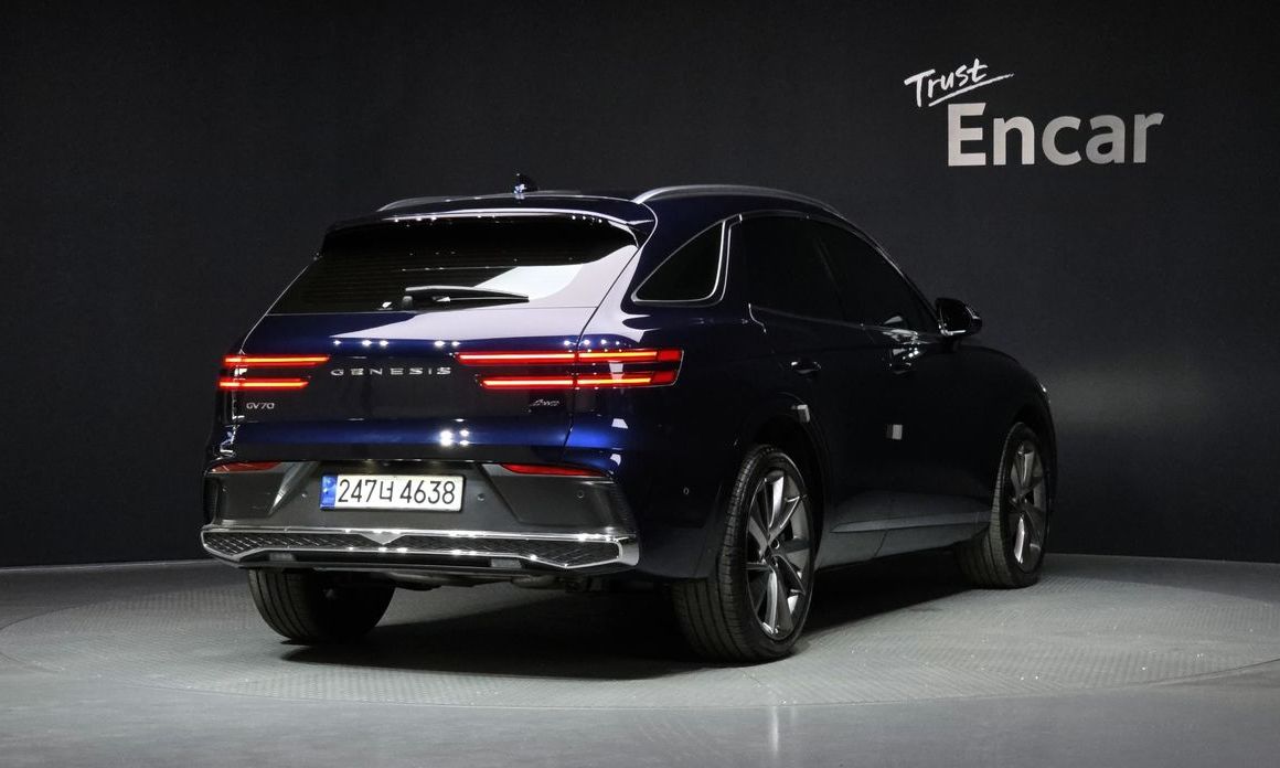 Genesis GV70 2.5T Gasoline AWD, 2025