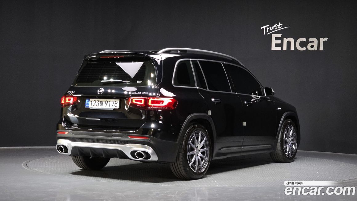 Mercedes-Benz GLB-Class AMG GLB35 4MATIC, 2021