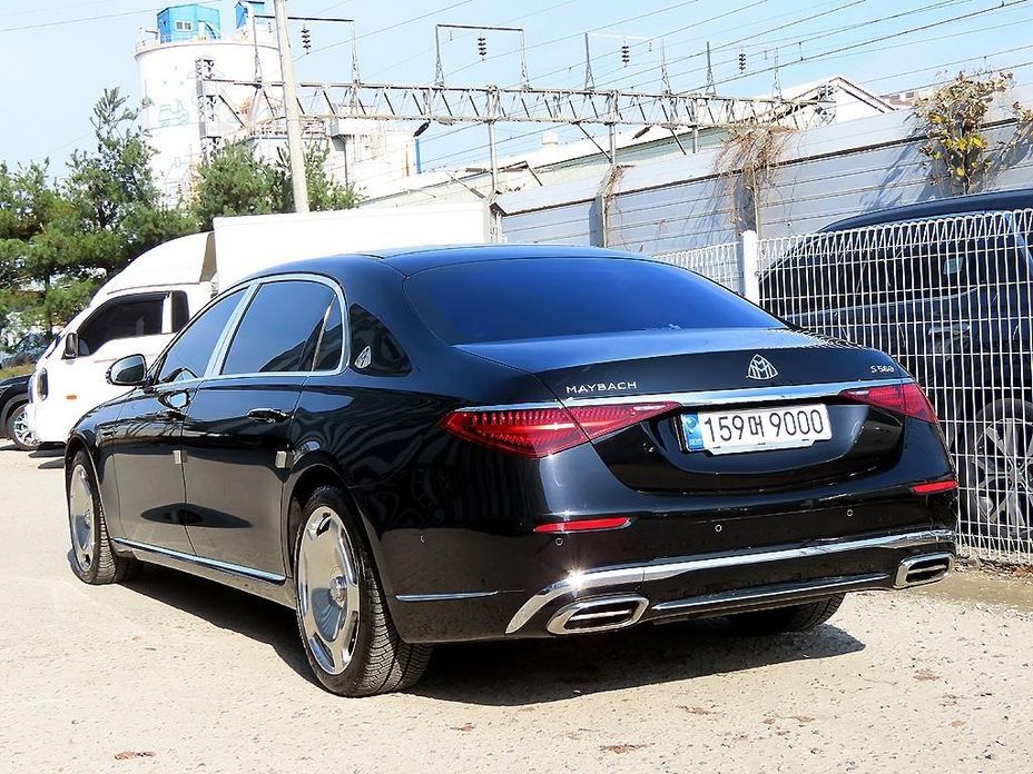 Mercedes-Benz S-Class Maybach S580 4MATIC, 2024