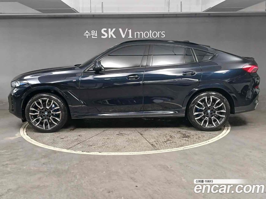 BMW X6 xDrive40i M Sport, 2025