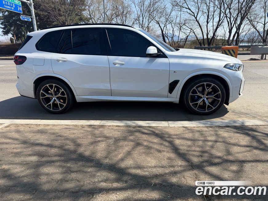 BMW X5 xDrive 30d M Sport, 2025