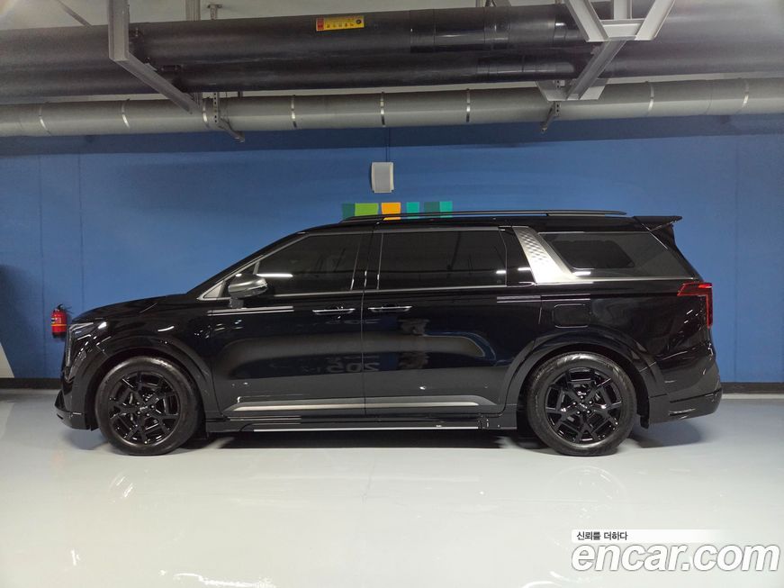 Kia Carnival 7-Seater Gravity, 2025