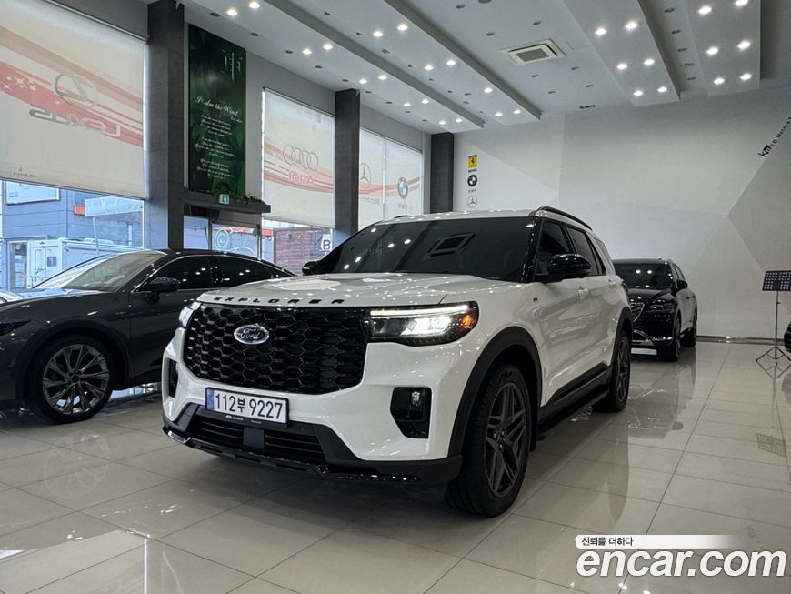 Ford Explorer 2.3 ST-Line 4WD, 2025