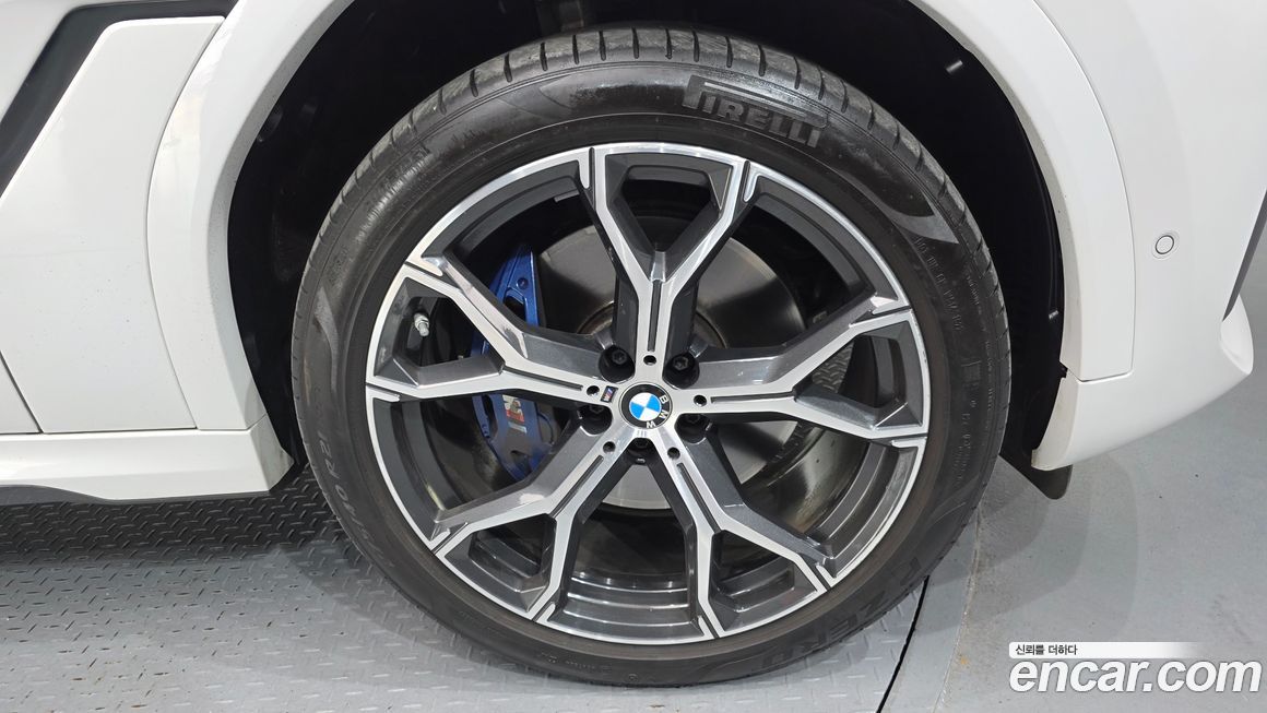 BMW X6 xDrive30d M Sport, 2022