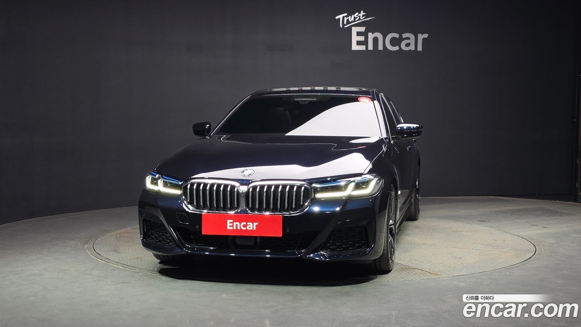 BMW 5-Series 530i xDrive M Sport Package, 2023