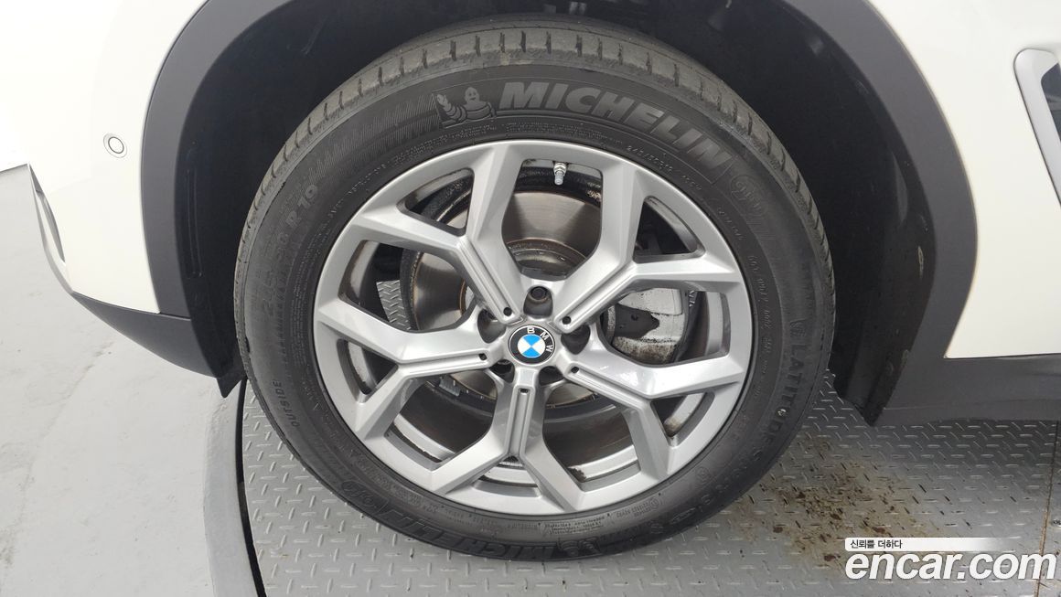 BMW X4 xDrive20i xLine, 2024