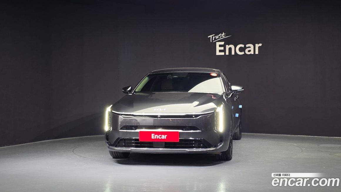 Kia K8 2.5 Gasoline 2WD, 2025