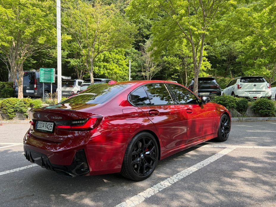 BMW 3-Series M340i Pro First edition, 2025