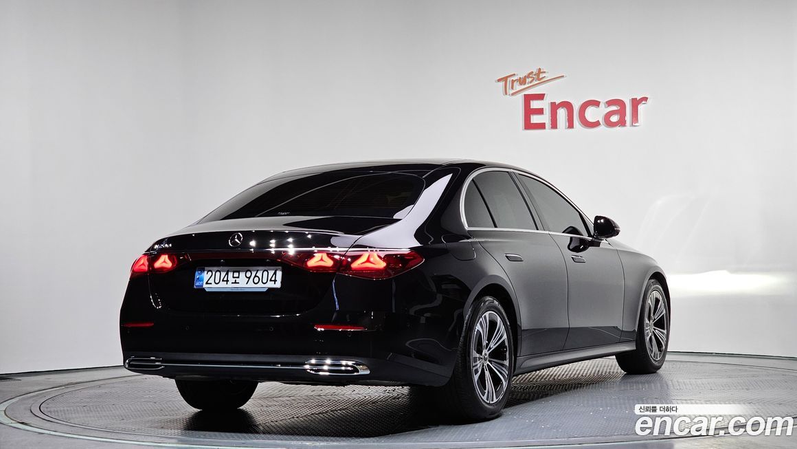 Mercedes-Benz E-Class E200 Avantgarde, 2024