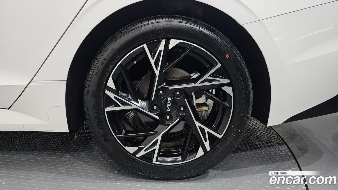 Kia K5 1.6 Turbo, 2024