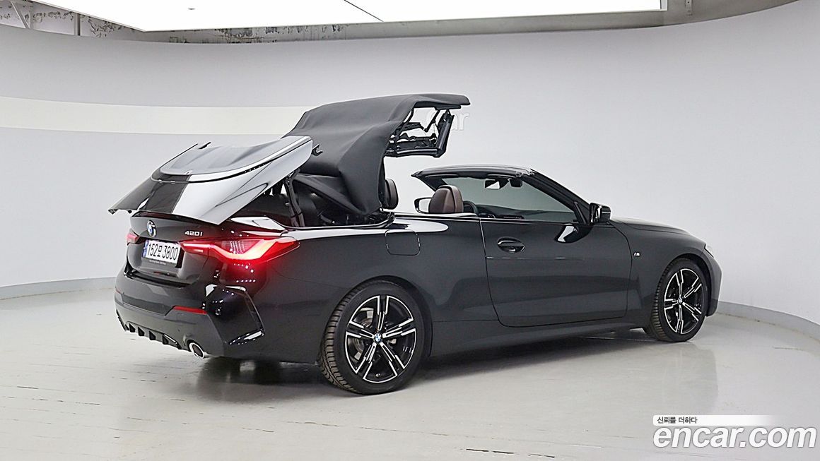 BMW 4-Series 420i M Sport Convertible, 2023