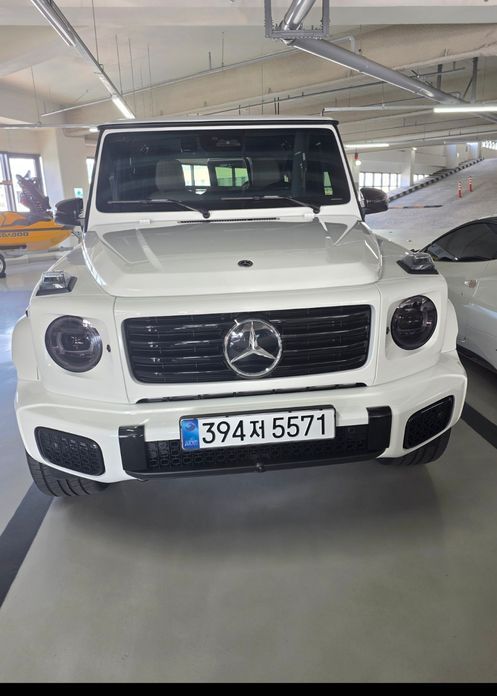 Mercedes-Benz G-Class G450d, 2025