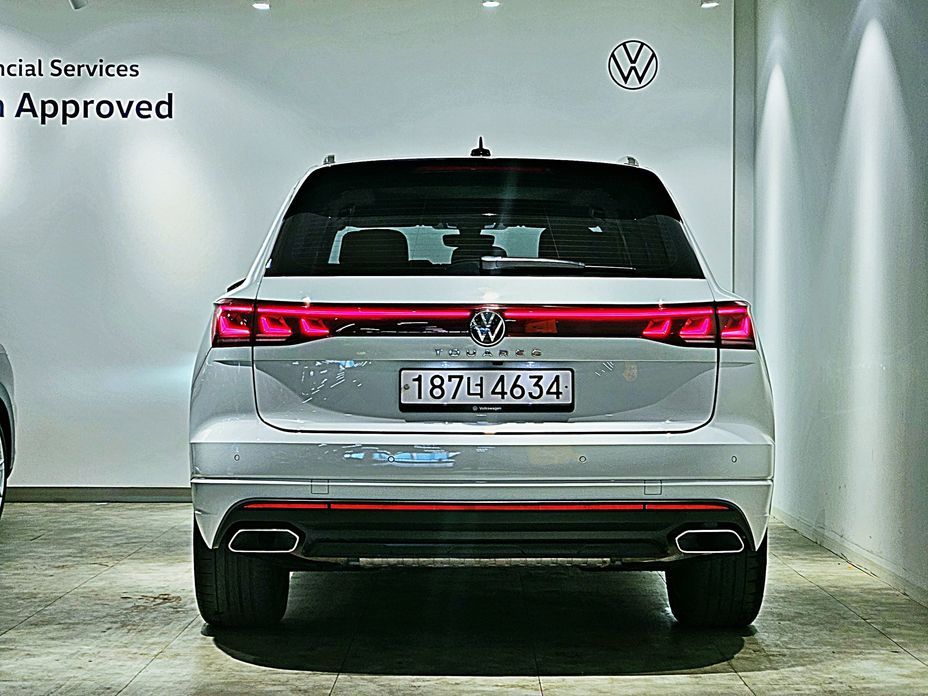 Volkswagen Touareg 3.0 TDI Prestige, 2024